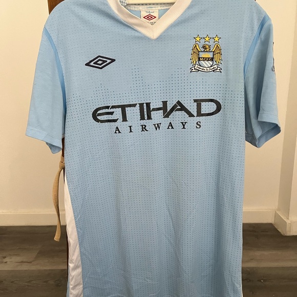 Manchester City Home Dzeko Jersey - Picture 14 of 14